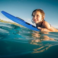 Bodyboard leichtgewichtig Schwimmbrett mit EPS-Kern & XPE Oberfläche für den Strand für Kinder & Erwachsene 94cm/106cm Blau