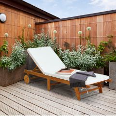 Sonnenliege Holz Gartenliege mit verstellbarer Rückenlehne mit Rollen und Kissen Strandliege für den Garten